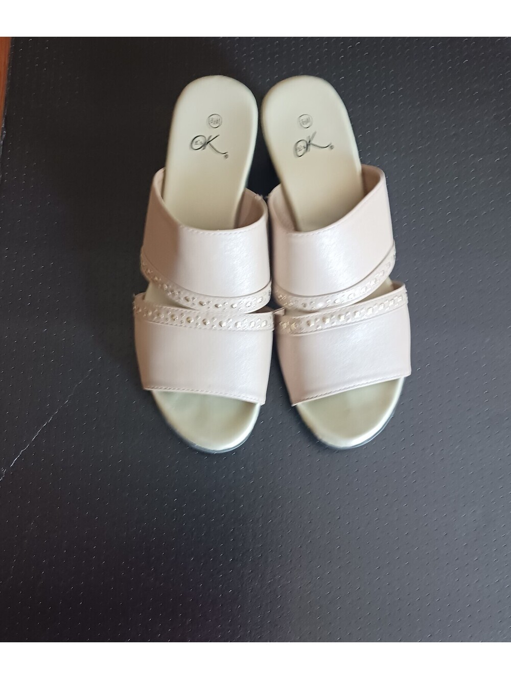 OK  Sandals  Women's Tan  Slip-on  Sanders Shoes  Heels  2" Shoes  Size 8.5 M